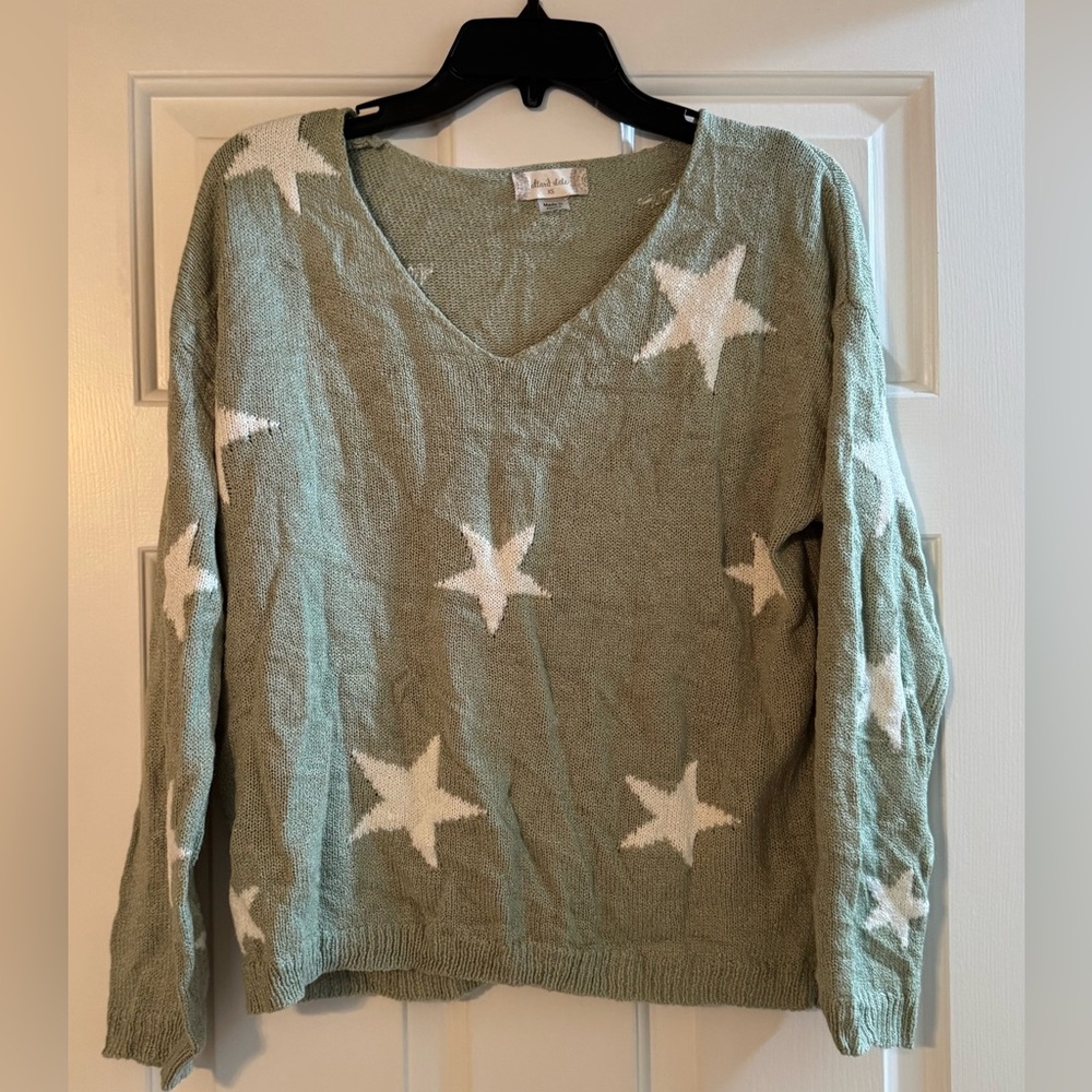 Altar'd State Green V-Neck Sweater with Star Design